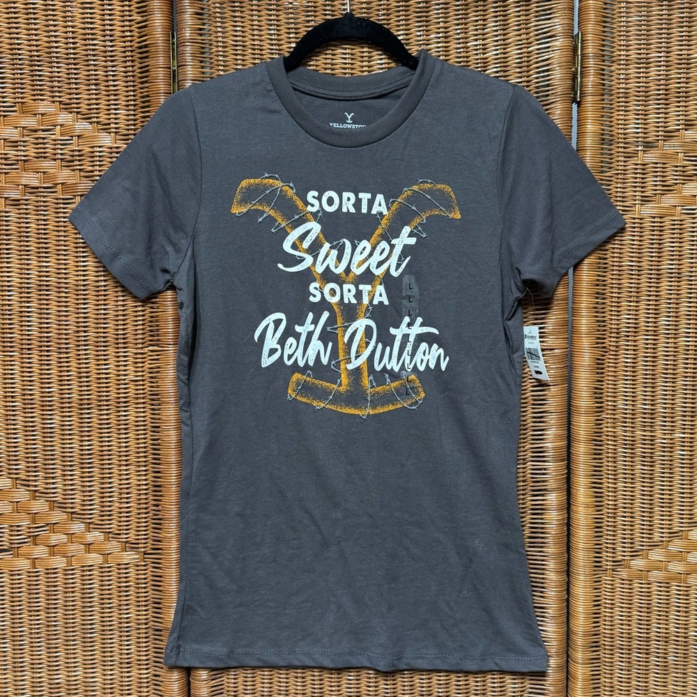 New Yellowstone Sorta Sweet Sorta Beth Dutton Women Fitted TShirt Large